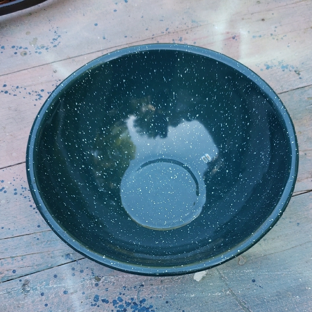 Speckled Mixing Bowl Green Enamel 6in